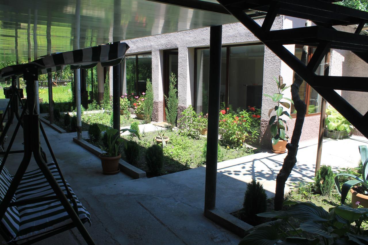 Hotel The Kiwi House Lagodeji Exterior foto